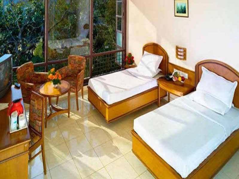Ktdc Aranya Nivas Thekkady Hotel Kumily Exterior photo