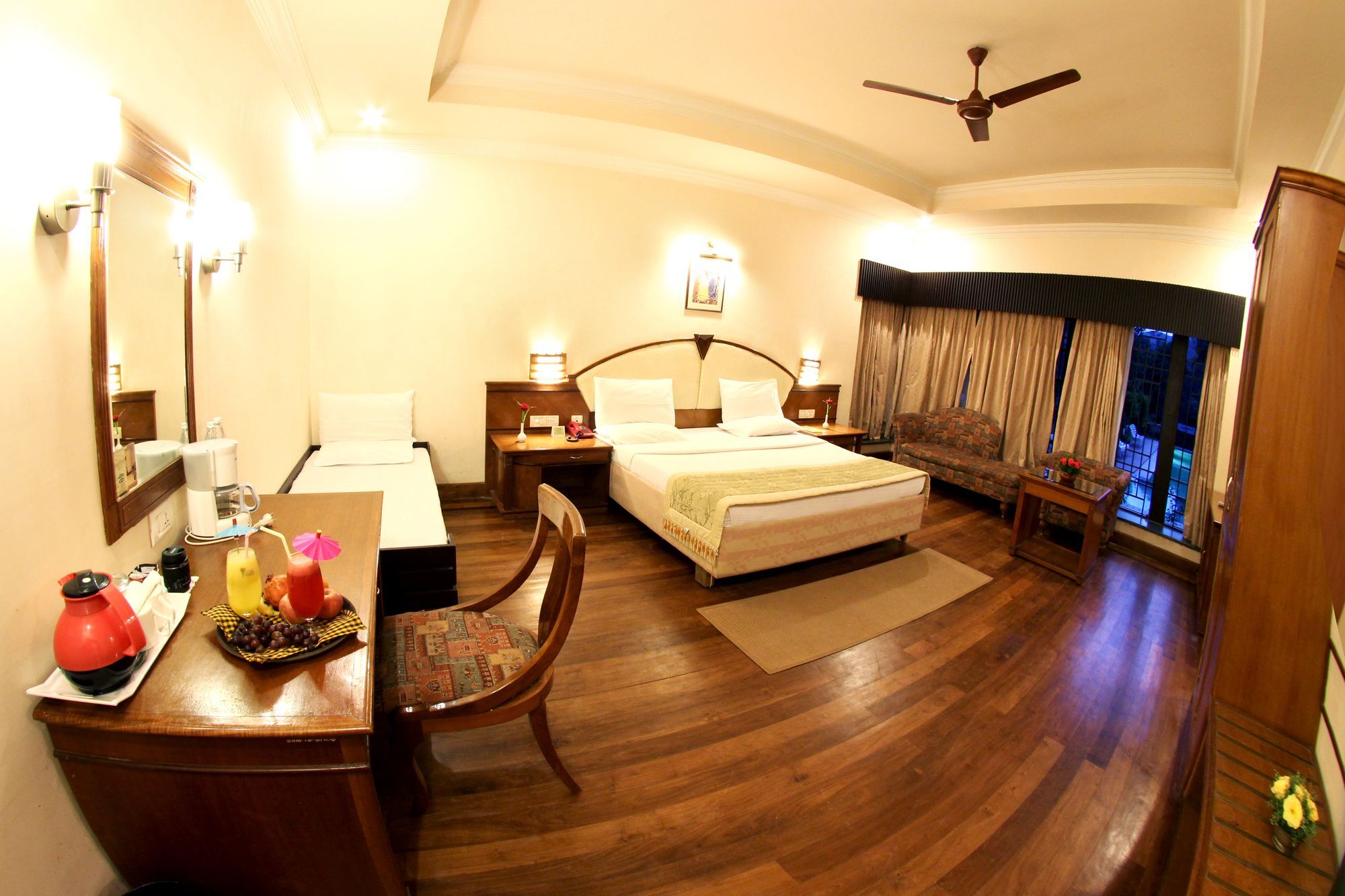 Ktdc Aranya Nivas Thekkady Hotel Kumily Exterior photo